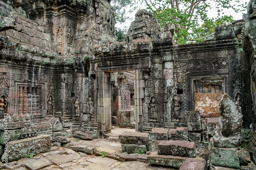 Ta Som, Angkor Wat Temple in Cambodia, Big Circle. dilapidated laterite walls, no tourists, no one
