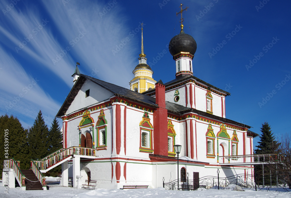 Fototapeta premium KOLOMNA, RUSSIA - February, 2019: Great monasteries of Russia. Novo-Golutvin Holy Trinity Monastery
