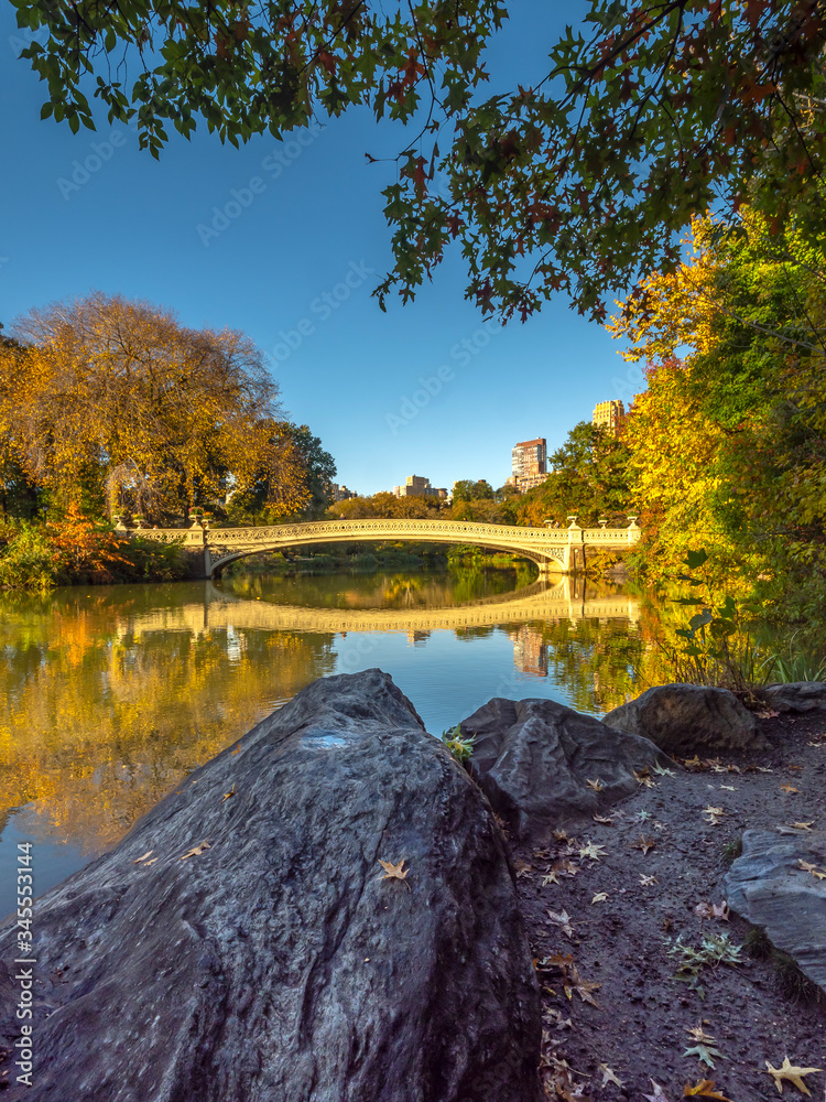 Bow bridge in autumn