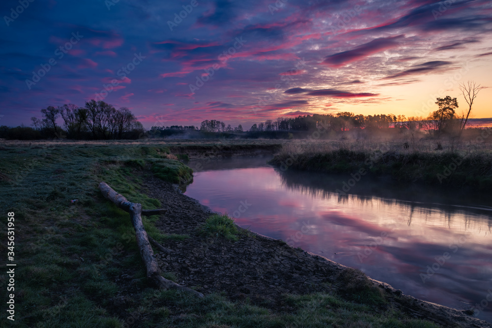 Dawn in the Jeziorka valley near Piaseczno, Masovia, Poland
