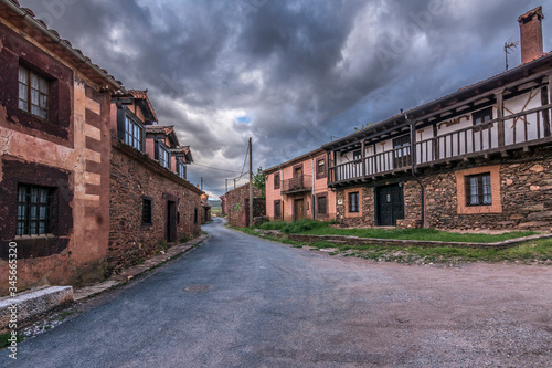Fototapeta Naklejka Na Ścianę i Meble -  Madriguera, red village of the Riaza region province of Segovia (Spain)
