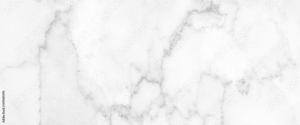 Fototapeta premium Marmurowy granit biały panorama tło powierzchnia ściany czarny wzór graficzny abstrakcyjny jasnoszary na podłogę ceramiczny blat tekstura płyta kamienna gładka płytka srebrny naturalny.