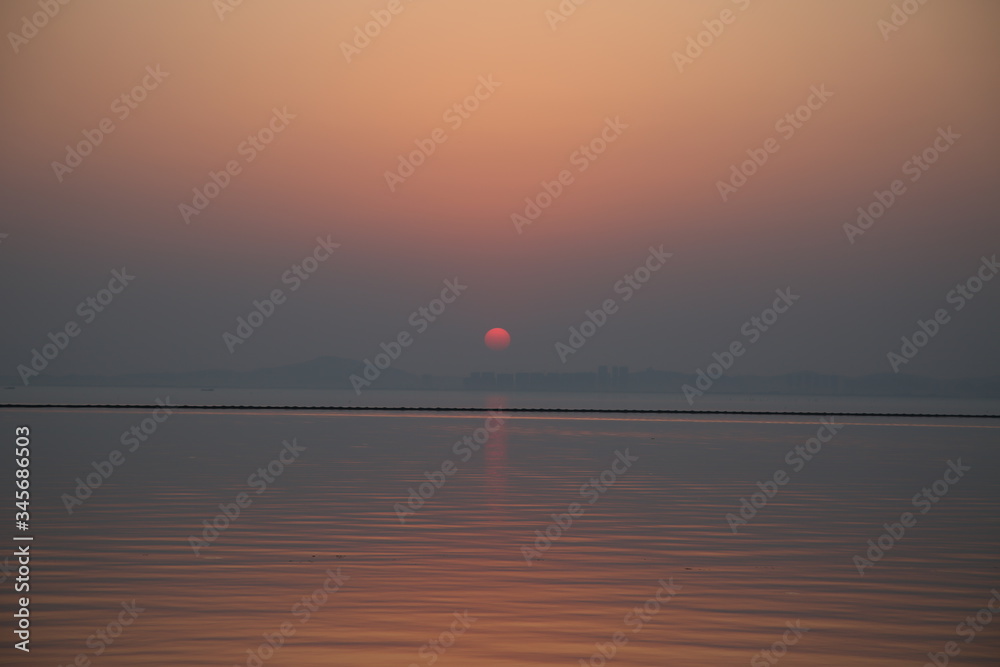 Sunset over the Tai Lake