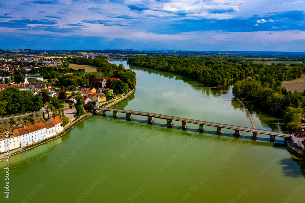 Die Donau von oben | Atemberaubende Drohnenaufnahmen von der Donau