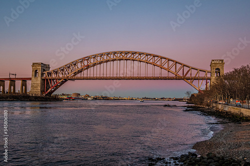 hell gate bridge at sunset © MAJR