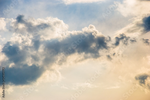 Fototapeta Naklejka Na Ścianę i Meble -  Sky and clouds during early evening