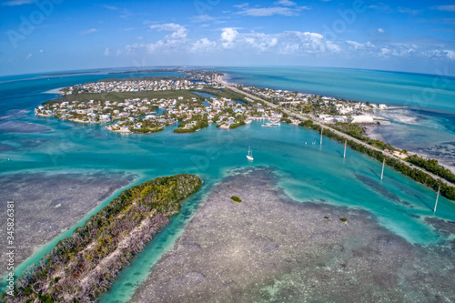 Fototapeta Naklejka Na Ścianę i Meble -  Aerial View of Florida Key Towns