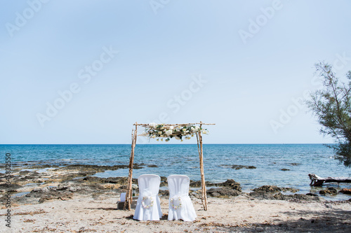 Decoration for intimate wedding in Majorca by the Mediterranean Sea