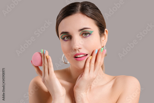 Young woman with beautiful ...