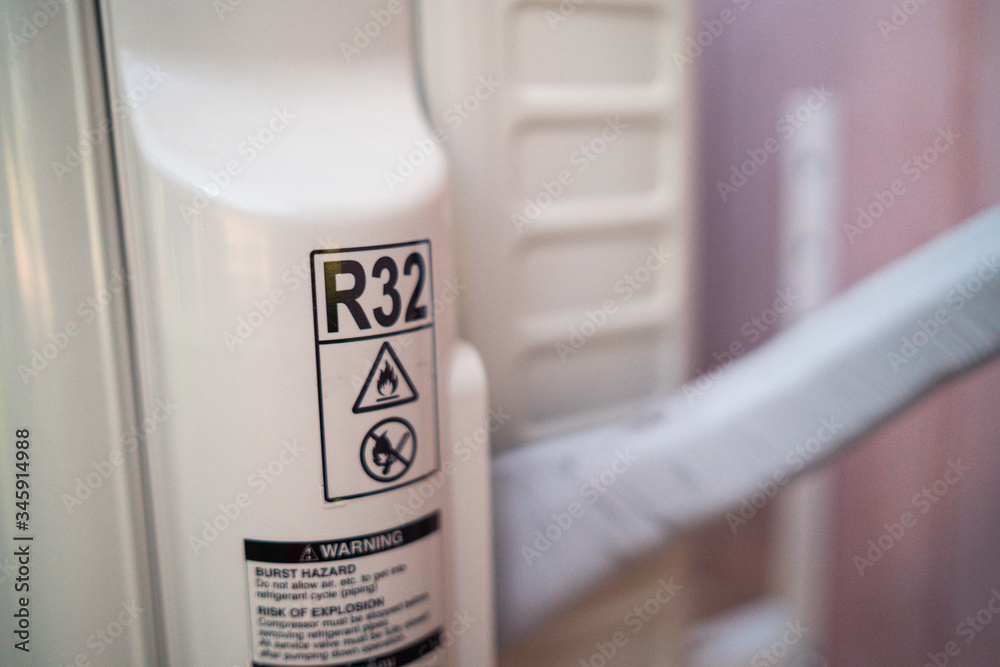 Label Information of R32 refrigerant gas type of inverter air condition ...
