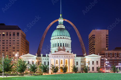 St. Louis, Missouri, USA Park and Cityscape photo