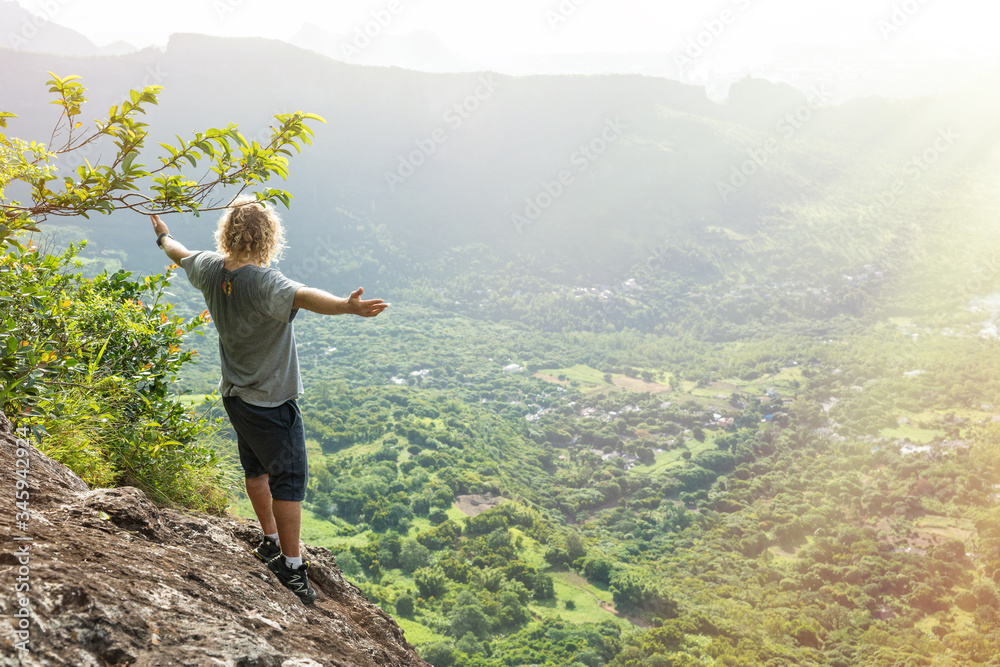 Naklejka premium view from the top of mountain