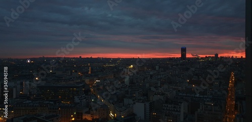 Paris city skyline Sunrise/Sunset 