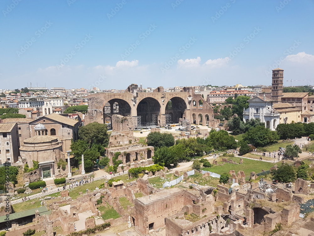 Palatine Hill in Rome - Wide shot - Travel image 2