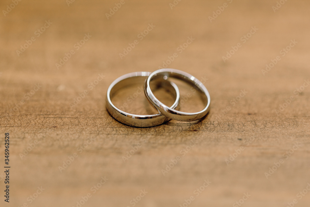Anillos de boda. Alianzas de novios. Anillo de compromiso Anillos de boda. Alianzas de novios. Anillo de compromiso