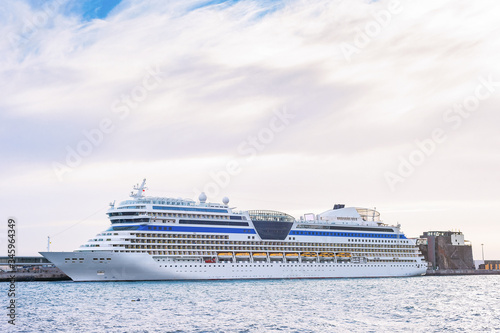 Cruise ship, Madeira port, ...