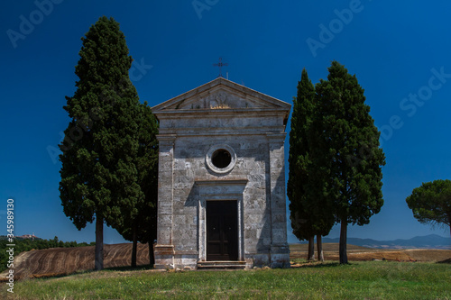 Kaplica z cyprysami Santa Maria di Vitaleta - Toskania, Włochy