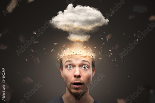 Photographie Portrait of a man with an exploding mind