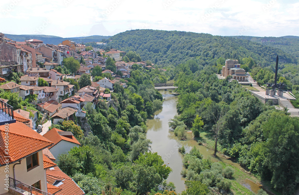 Veliko Tarnovo is a town in north central Bulgaria. Is located on the Yantra River and is famously known as the historical capital of the Second Bulgarian Kingdom, the 
