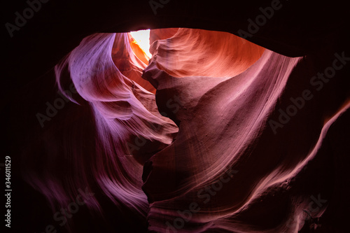Canyon curve so incredible at Upper Antelope. Canyon have beautiful edge.light and shadow make it so nice. selective focus.