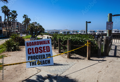 covid19 quantine signs at the beach photo