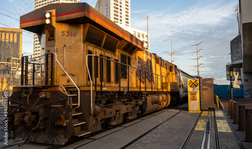 Tableau sur toile Locomotive Through New Orleans