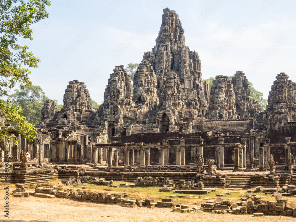 Naklejka premium Prasat Bayon is a richly decorated Khmer temple at Angkor built in the late 12th or early 13th century - Siem Reap, Cambodia