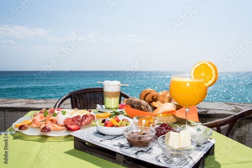 Salty and sweet brunch in front of the sea