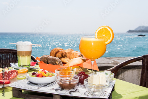 Salty and sweet brunch in front of the sea