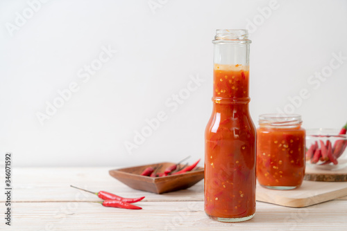 Obraz na płótnie chilli or chilli sauce