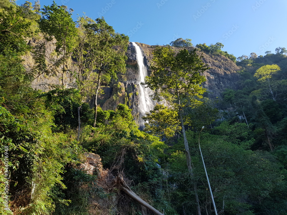 Diyaluma Waterfall Sri Lanka