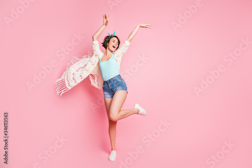 Εκτύπωση καμβά Full length body size view of nice attractive lovely pretty cheerful cheery funk