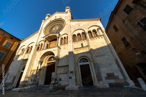 Duomo of Modena  Emilia-Romagna  Italy