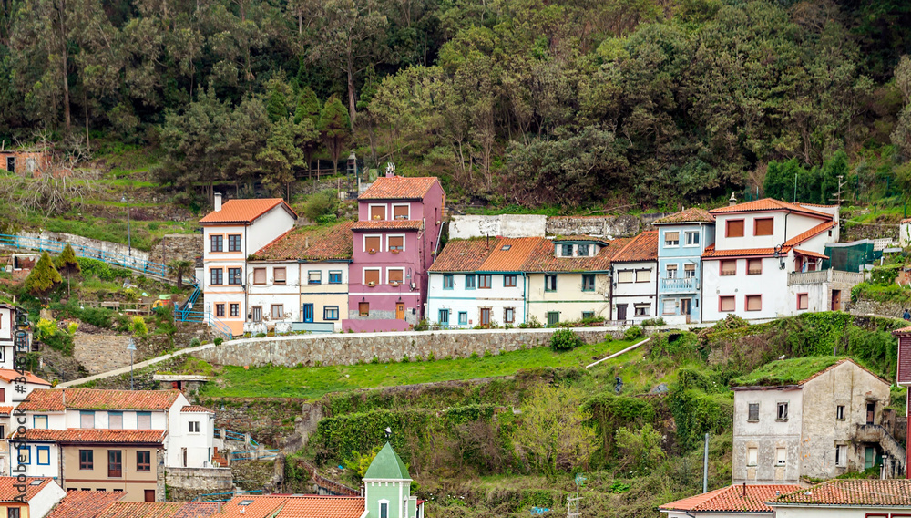 Obraz premium Cangas de Onis village in Asturias in the north of Spain in a sunny day