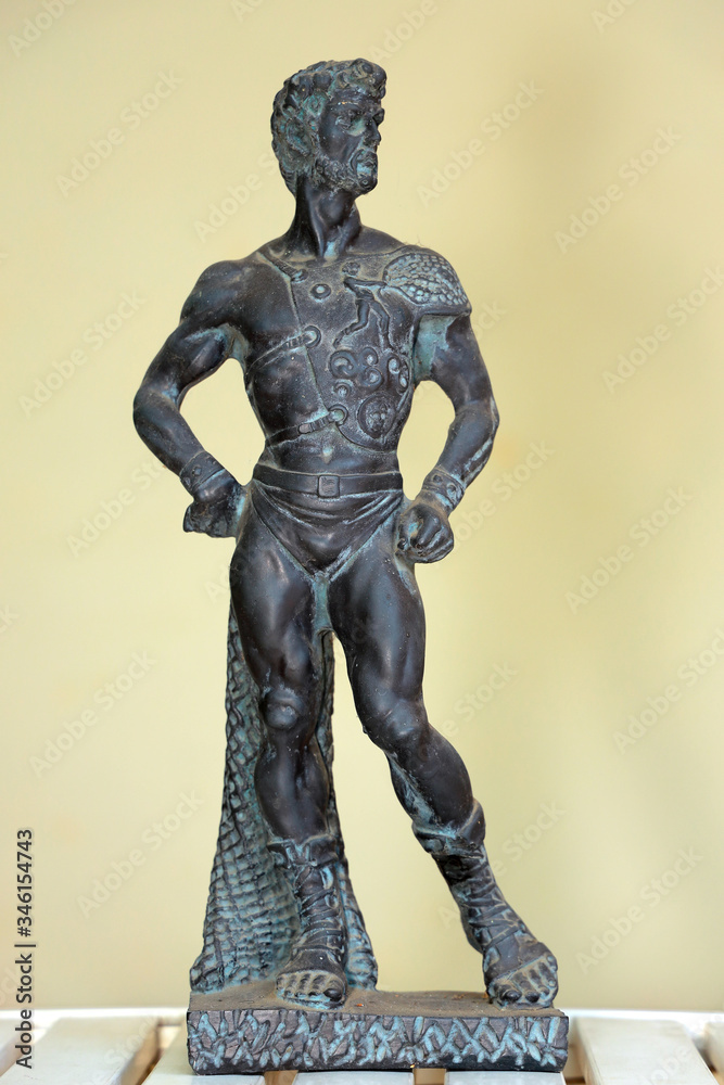 Hercules Roman God Statue iIn Stone