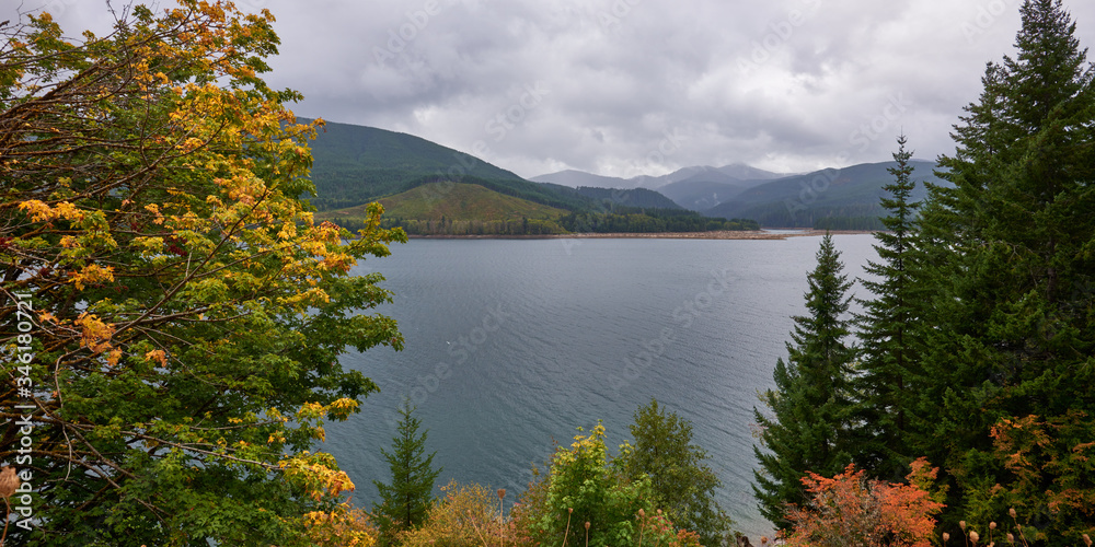 Autumn panoramic view of the mountains in rainy weather in the autumn season. Washington State, USA Pacific Northwest.