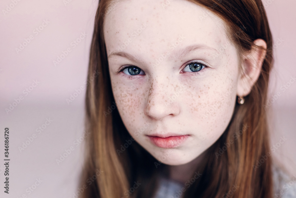 Fototapeta premium Beautiful teen girl natural face freckles casual female portrait lifestyle beauty girl