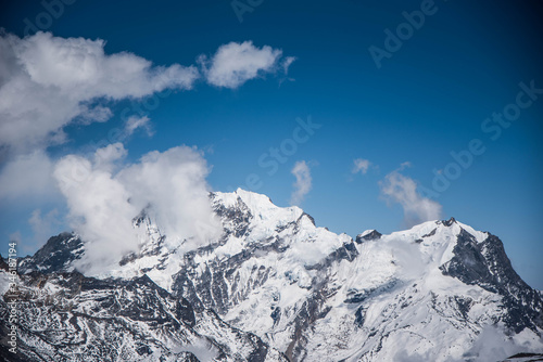 Panoramic view mountains with snow in Chaurikharka, Annapurna nature reserve, Nepal © vincenzo