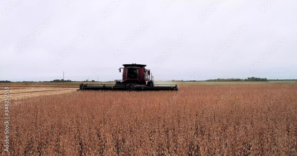 Combine in field Combine in field