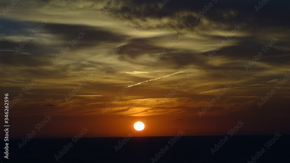 Sonnenuntergang vor Sardinien