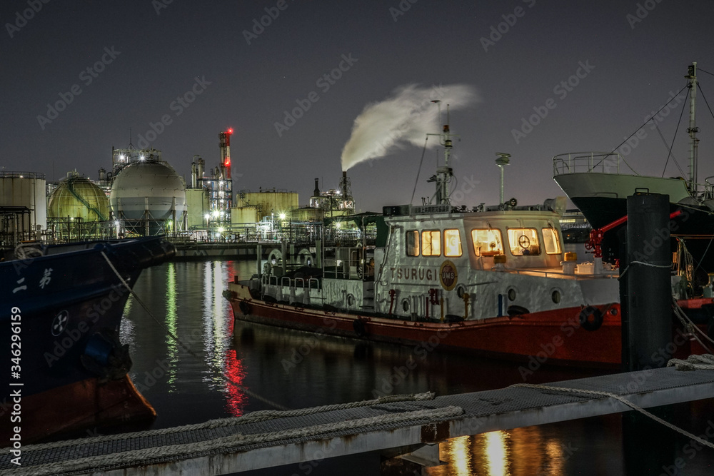 Obraz premium 川崎・京浜工業地帯の工場夜景