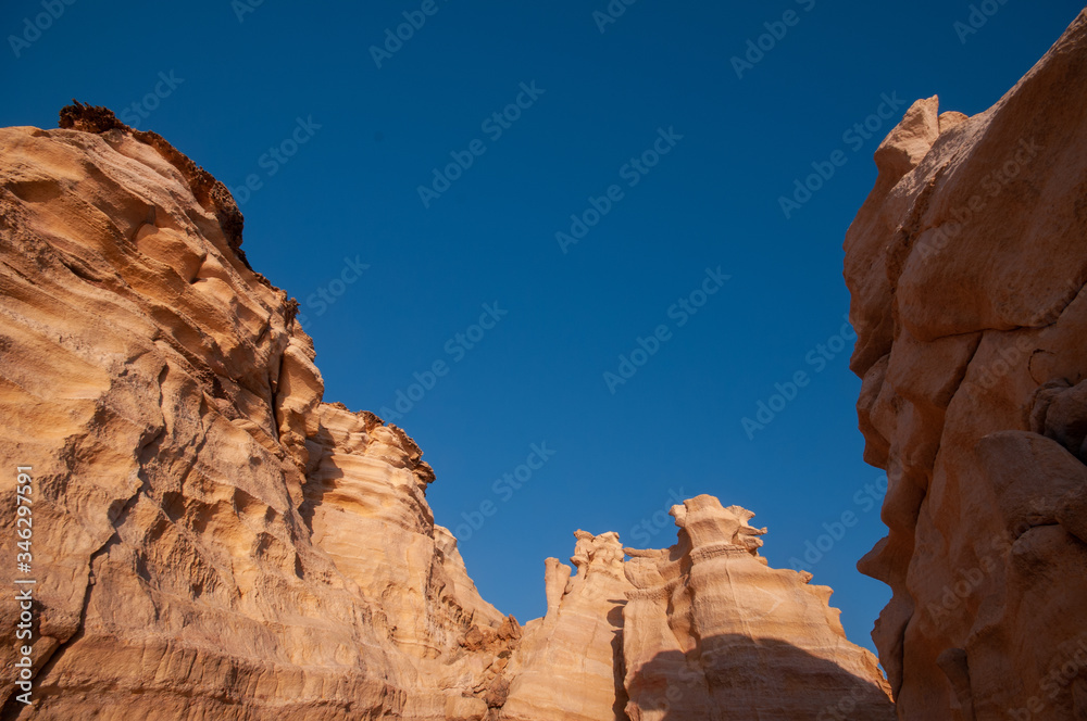 Fototapeta premium Sand stone rocks on the beach of Ras Al Had, Oman