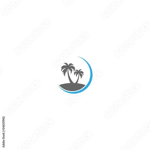 Palm beach, vitamin logo concept © xbudhong