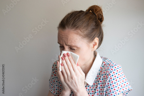 estornudos, enfermedad photo