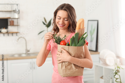 Young woman with fresh prod...