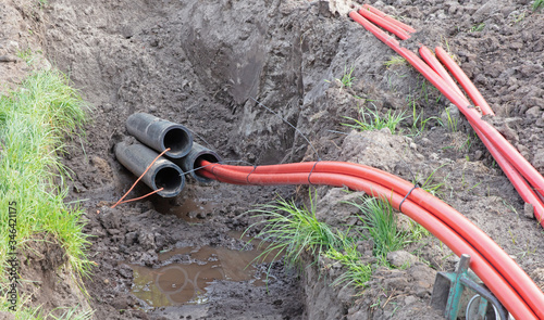Cuadro en lienzo Installation of underground cable