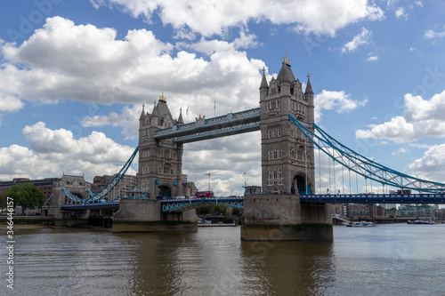Fototapeta Naklejka Na Ścianę i Meble -  famous london bridge tower on thames