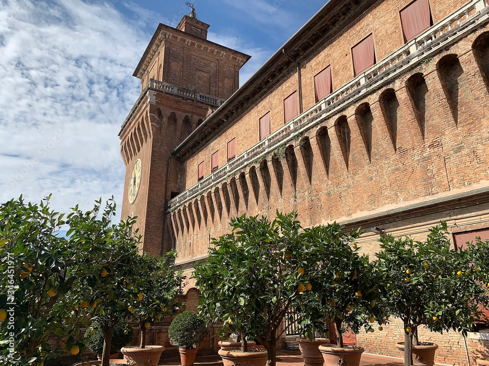 Obraz premium The Castello Estense, Este castle, Ferara, Italy