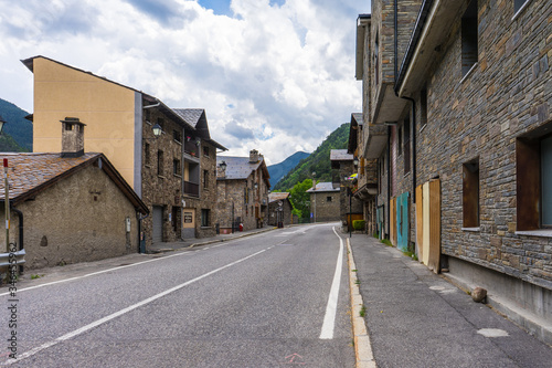 Sant Sernide Llorts, old village in Andorra. © alzamu79