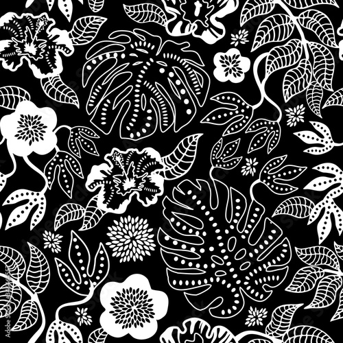 Seamless print with flowers and leaves. 
